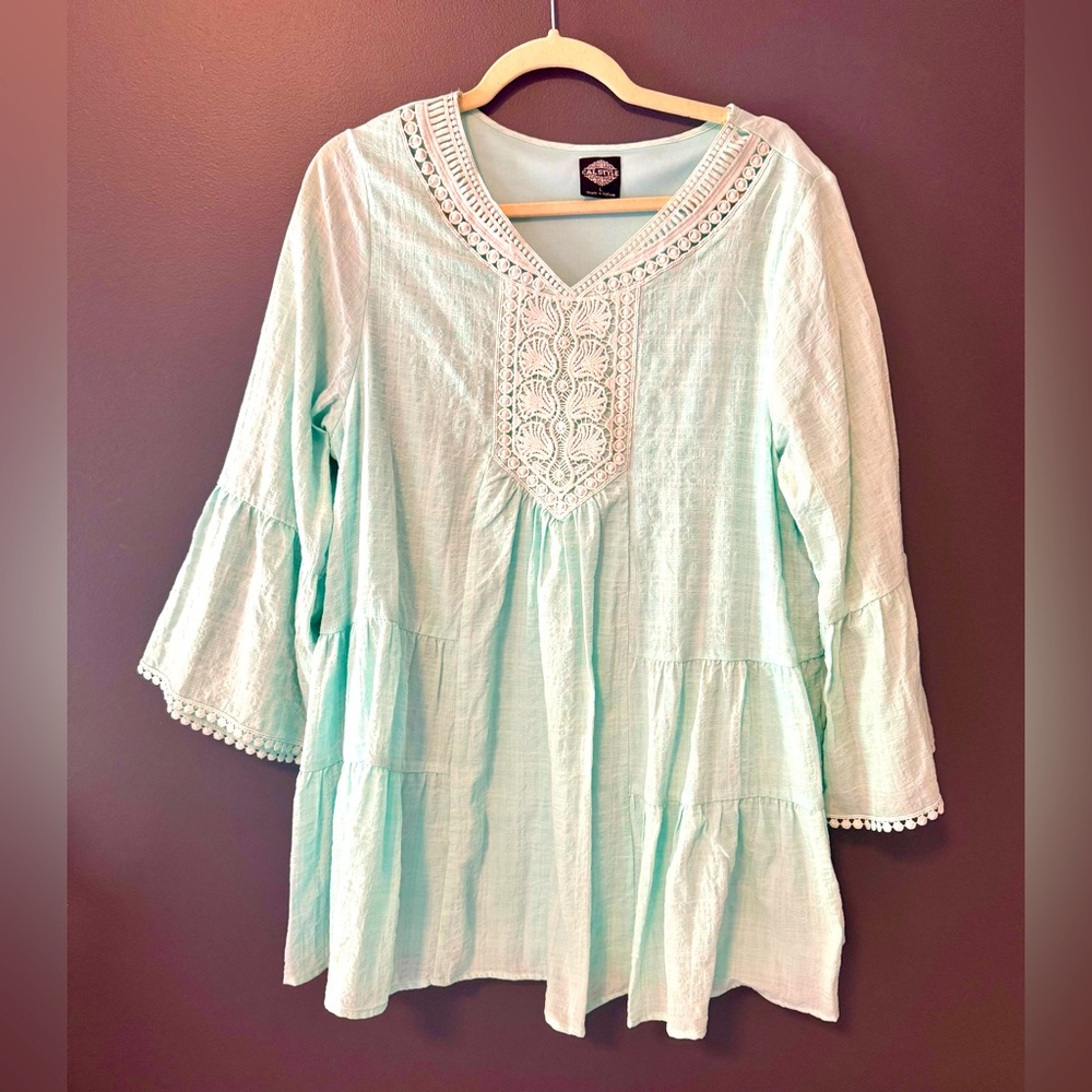 Cal Style Women's Boho Blue Cotton Blend Tunic Top White Embroidery Size Large